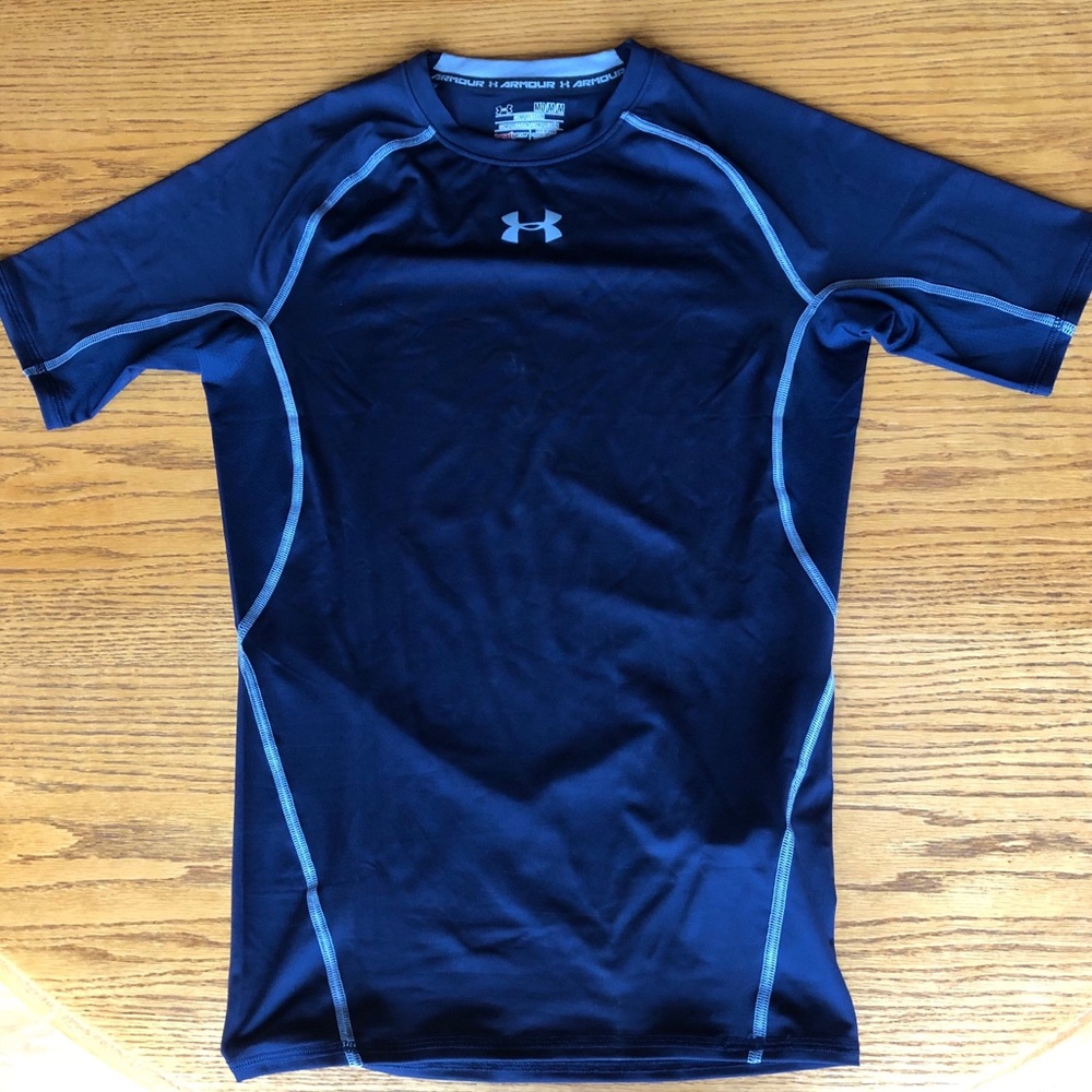 Men’s Under Armour heat gear compression tee
